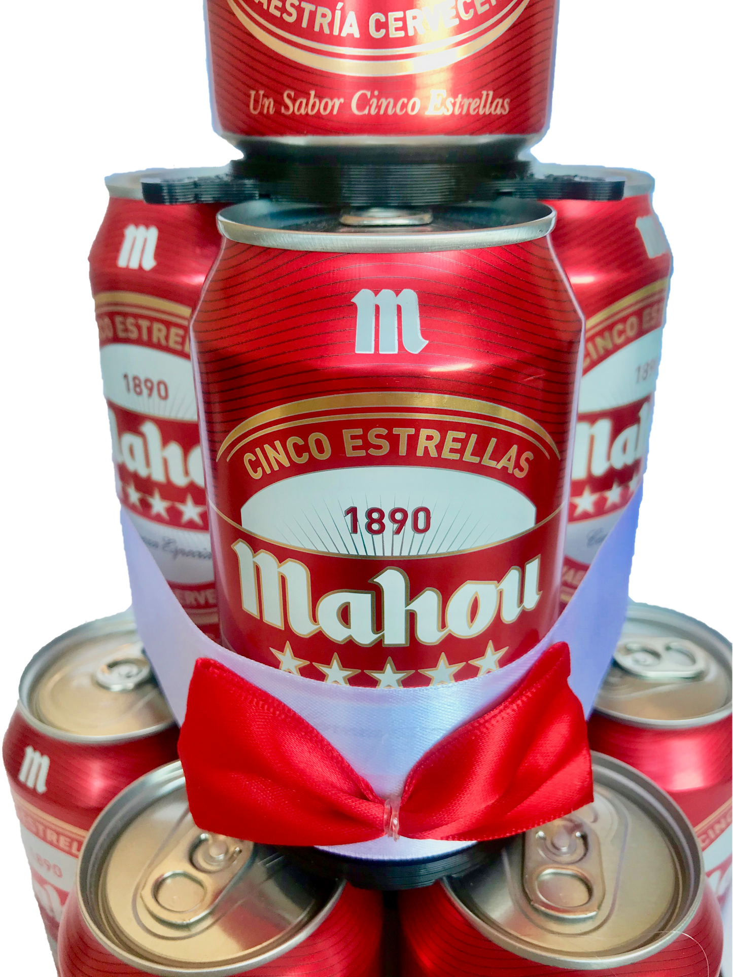 Tarta de latas de cerveza Mahou cinco estrellas