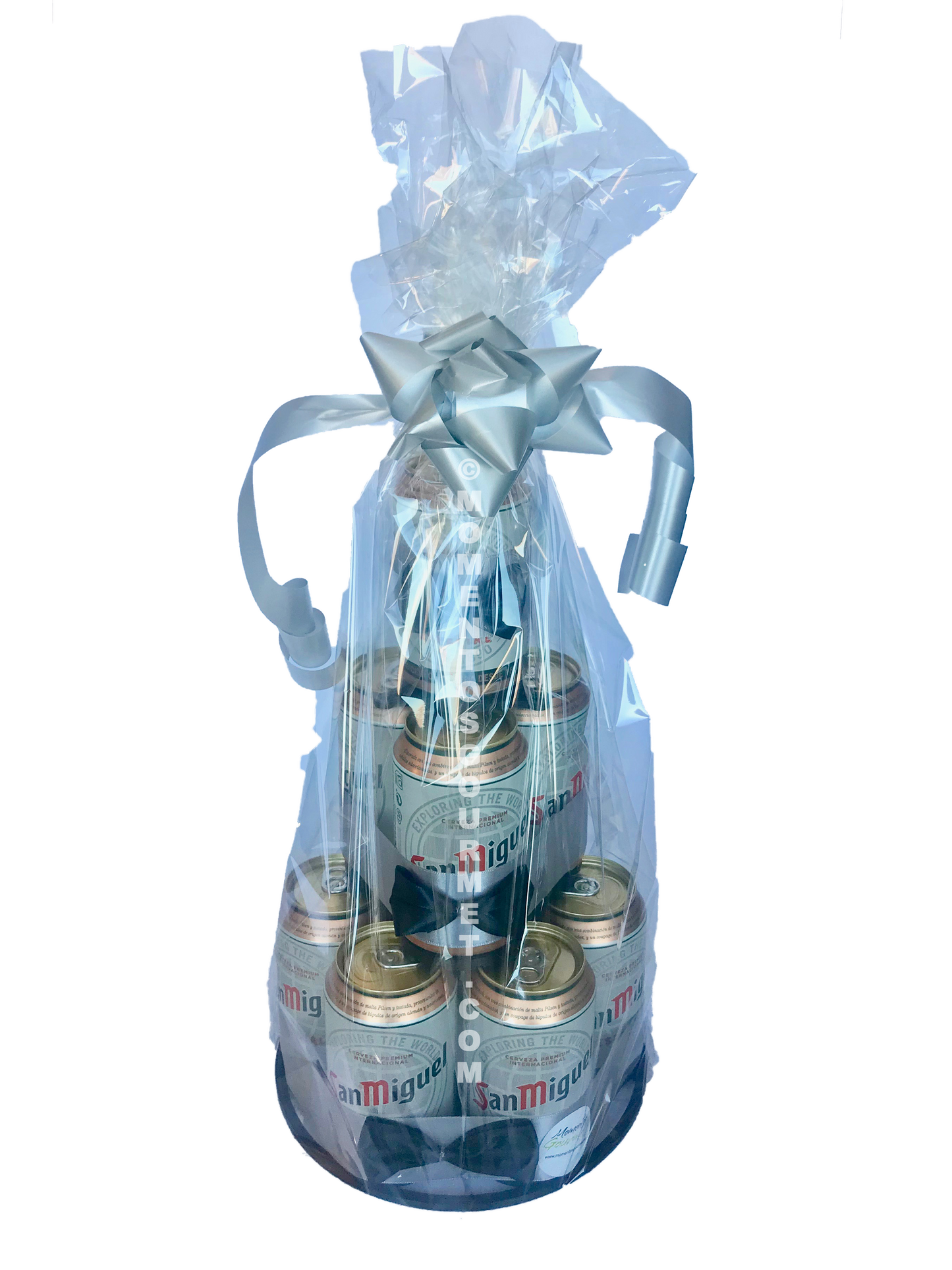 Tarta de latas de cerveza San Miguel especial