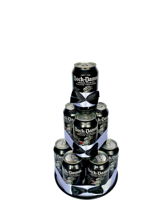 Tarta de latas de cerveza negra Bock Damm